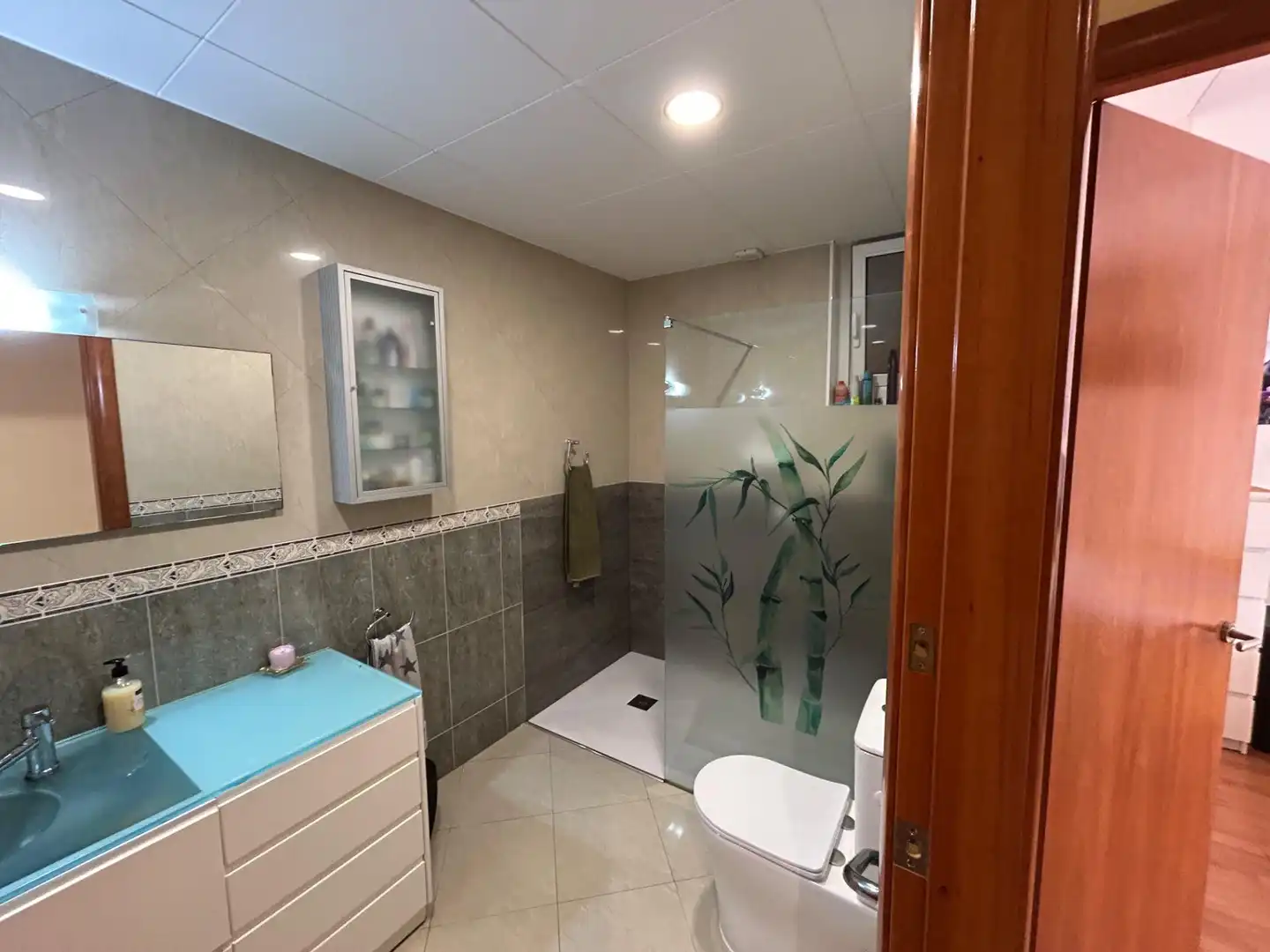 Bathroom of Flat for sale in Mataró  with Heating and Balcony