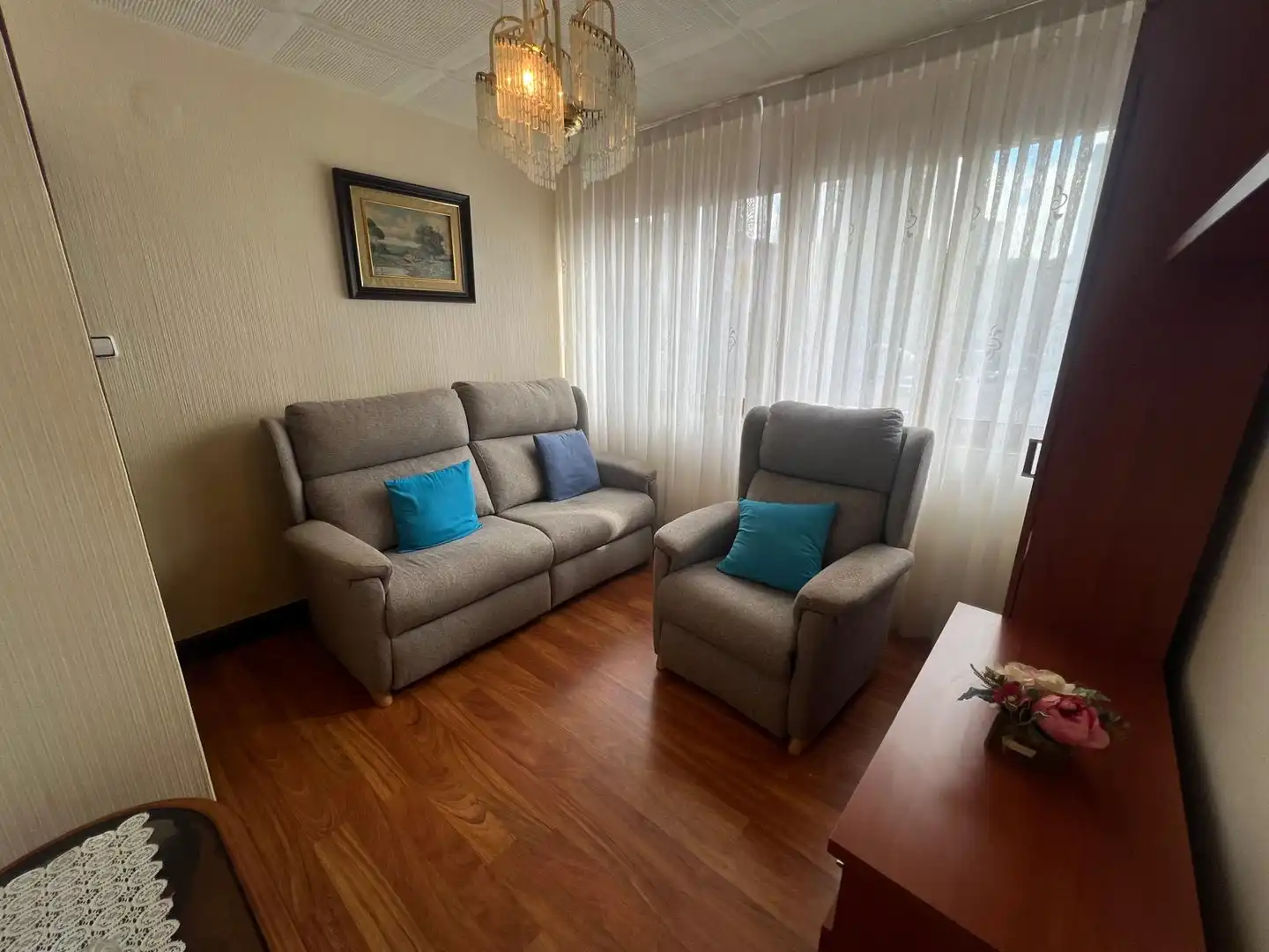 Living room of Flat for sale in Otxarkoaga - Txurdinaga