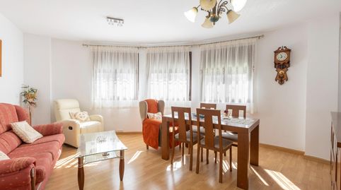 Foto 2 de Piso en venta en Calle Infantas, 32, La Zubia Ciudad, La Zubia