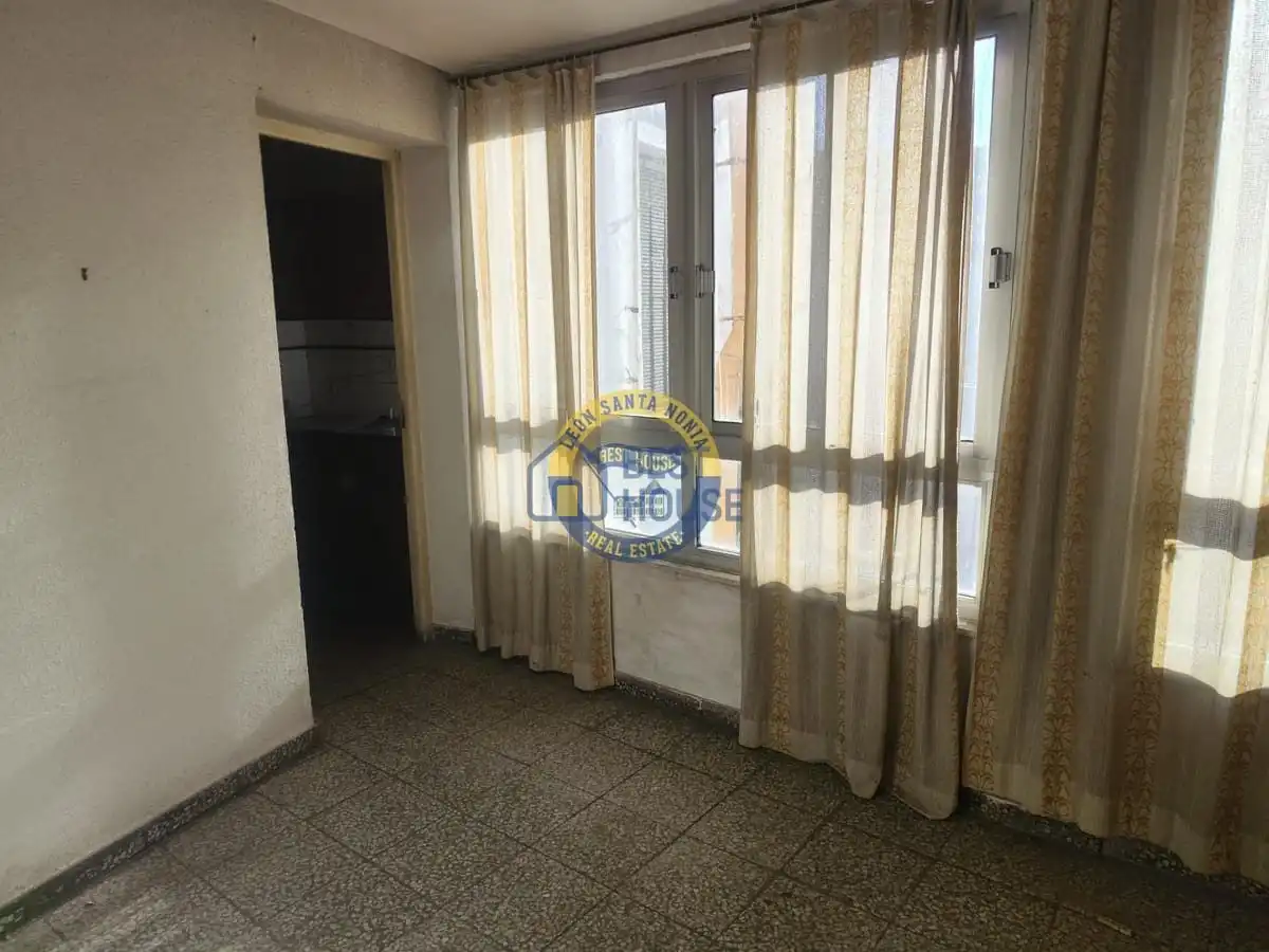 Schlafzimmer von Wohnung zum Verkauf in León Capital  mit Heizung, Parkett und Terrasse