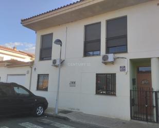 Exterior view of House or chalet for sale in Cáceres Capital