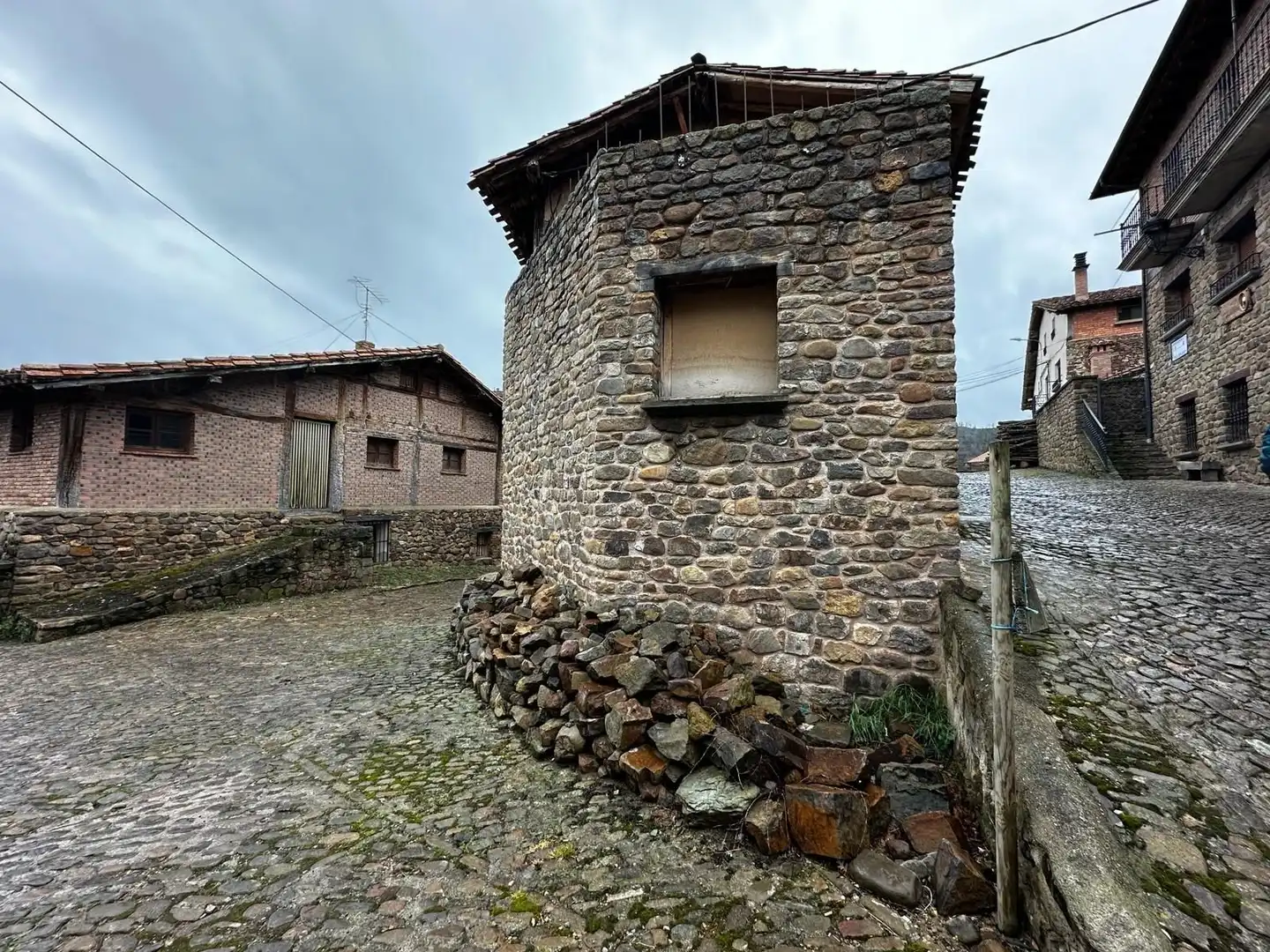 Vista exterior de Casa o xalet en venda en Laguna de Cameros