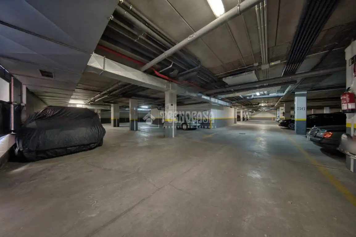 Parking of Garage for rent in Valladolid