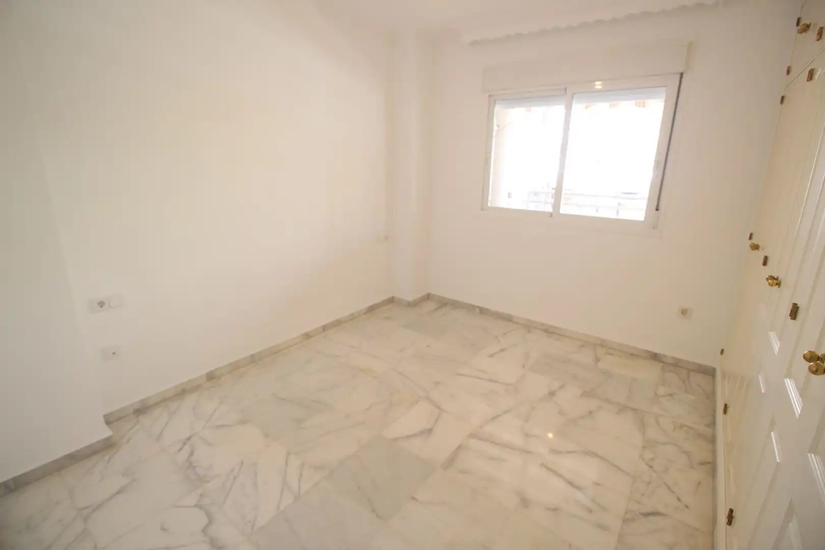 Schlafzimmer von Wohnung zur Miete in Málaga mit Klimaanlage, Heizung und Terrasse