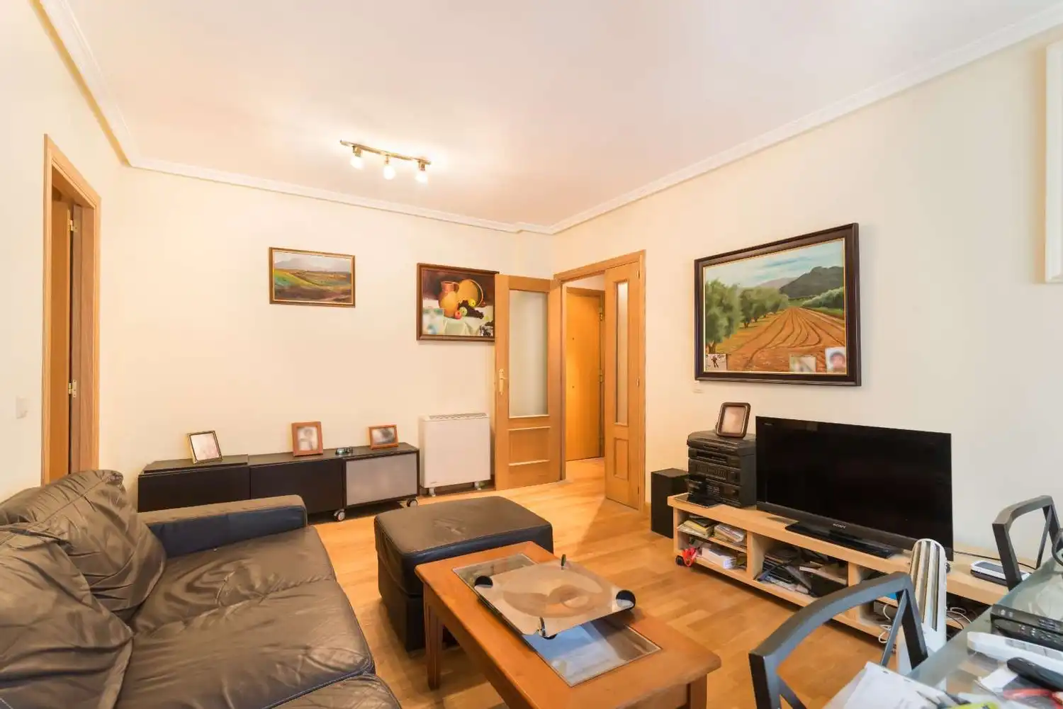 Living room of Flat for sale in Pedrezuela, Madrid