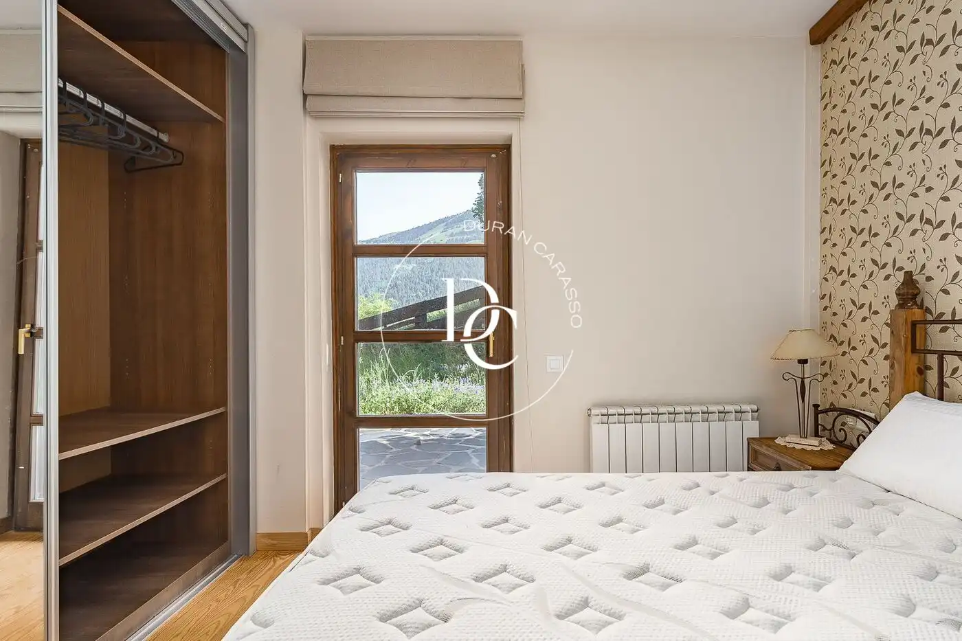 Habitación de Casa o chalet de alquiler en Alp con Calefacción, Jardín privado y Terraza