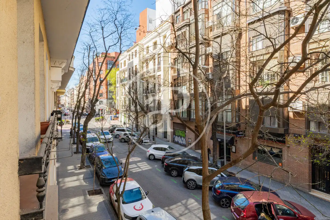 Vista exterior de Piso en venta en Madrid con Calefacción y Amueblado