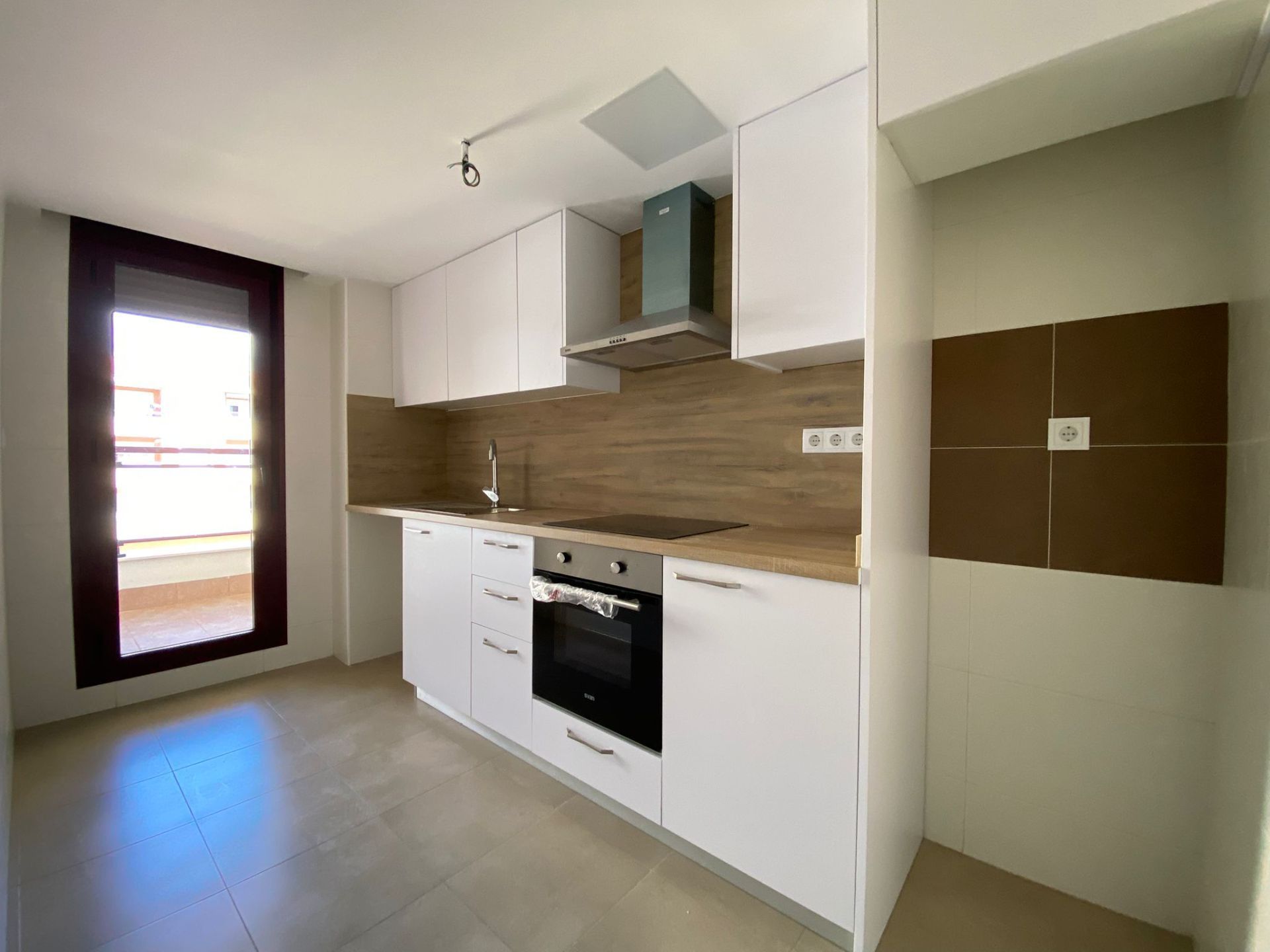 Cuina de Apartament de lloguer en Amposta amb Terrassa i Traster