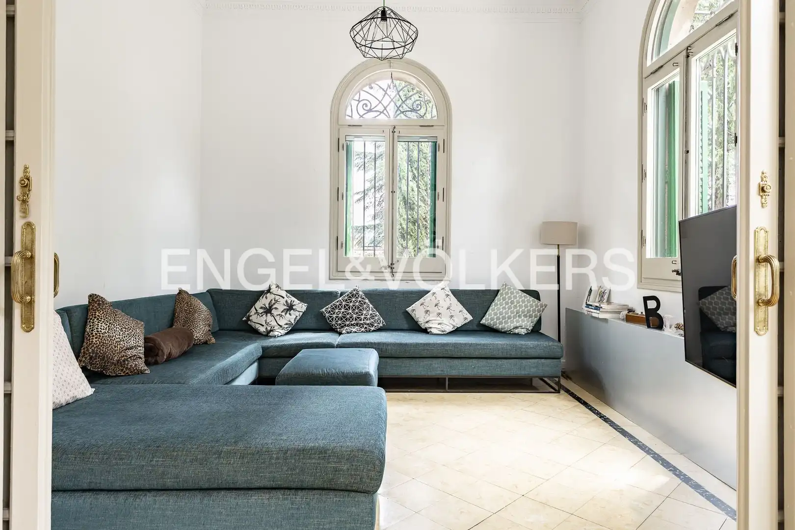 Sala de estar de Casa o chalet en venta en Llinars del Vallès con Aire acondicionado, Calefacción y Jardín privado