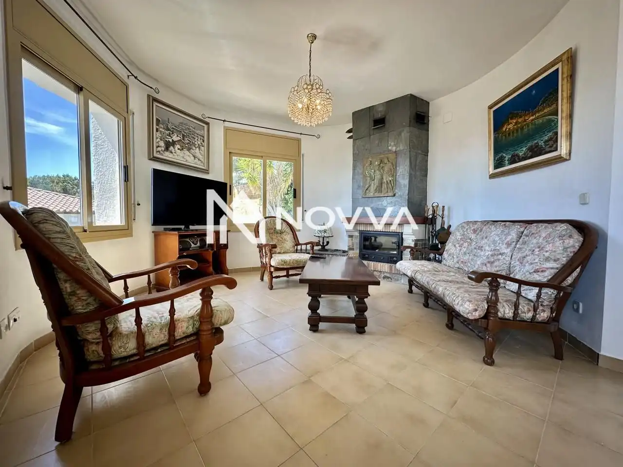 Sala d'estar de Casa o xalet en venda en Lloret de Mar amb Jardí privat, Terrassa i Piscina
