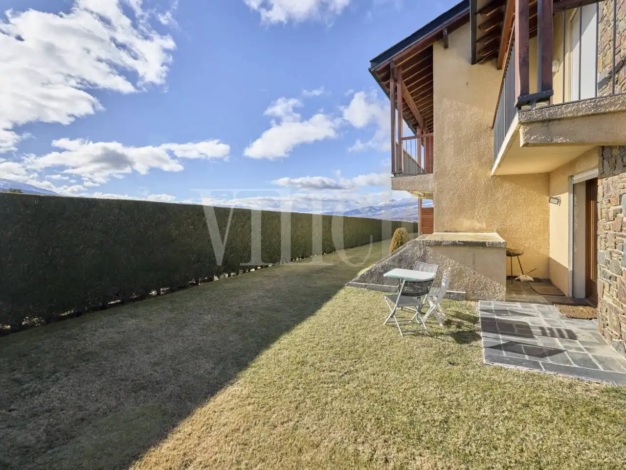 Terraza de Piso en venta en Palau - de - Cerdagne con Calefacción, Parquet y Terraza