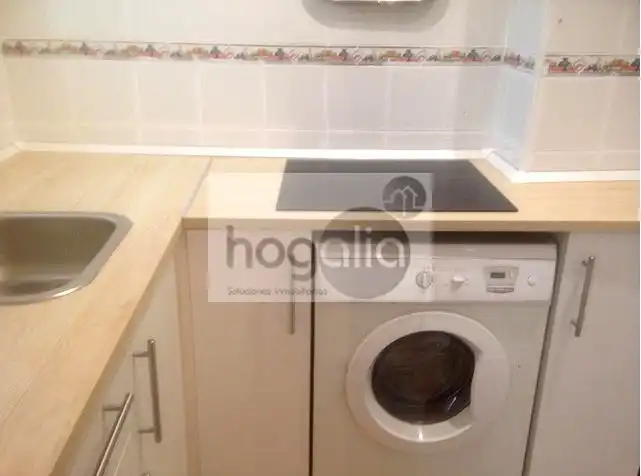 Flat to rent in Casco Antiguo, imagen 2