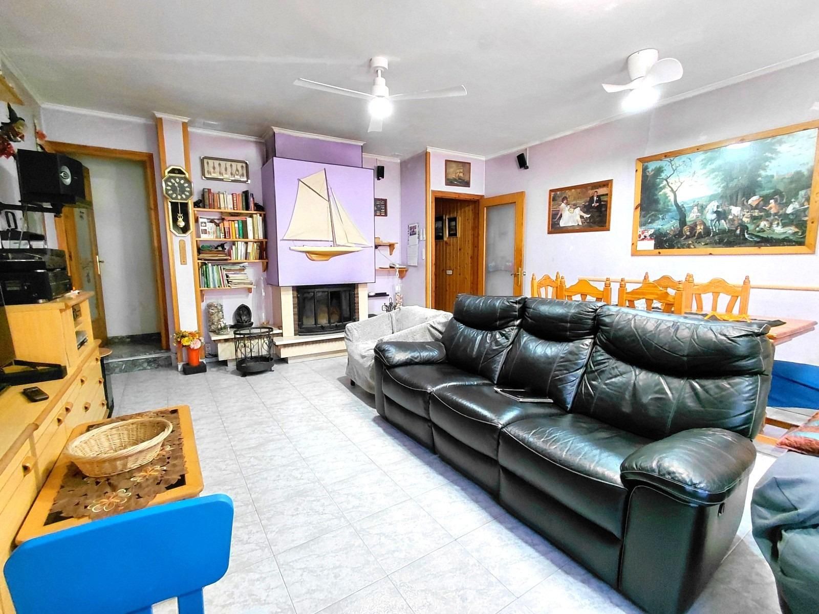 Living room of Single-family semi-detached for sale in Sentmenat  with Terrace and Balcony