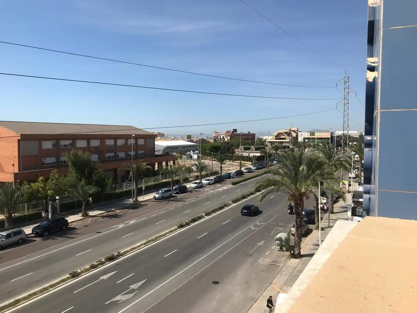 Außenansicht von Gebäude zur Miete in Elche / Elx