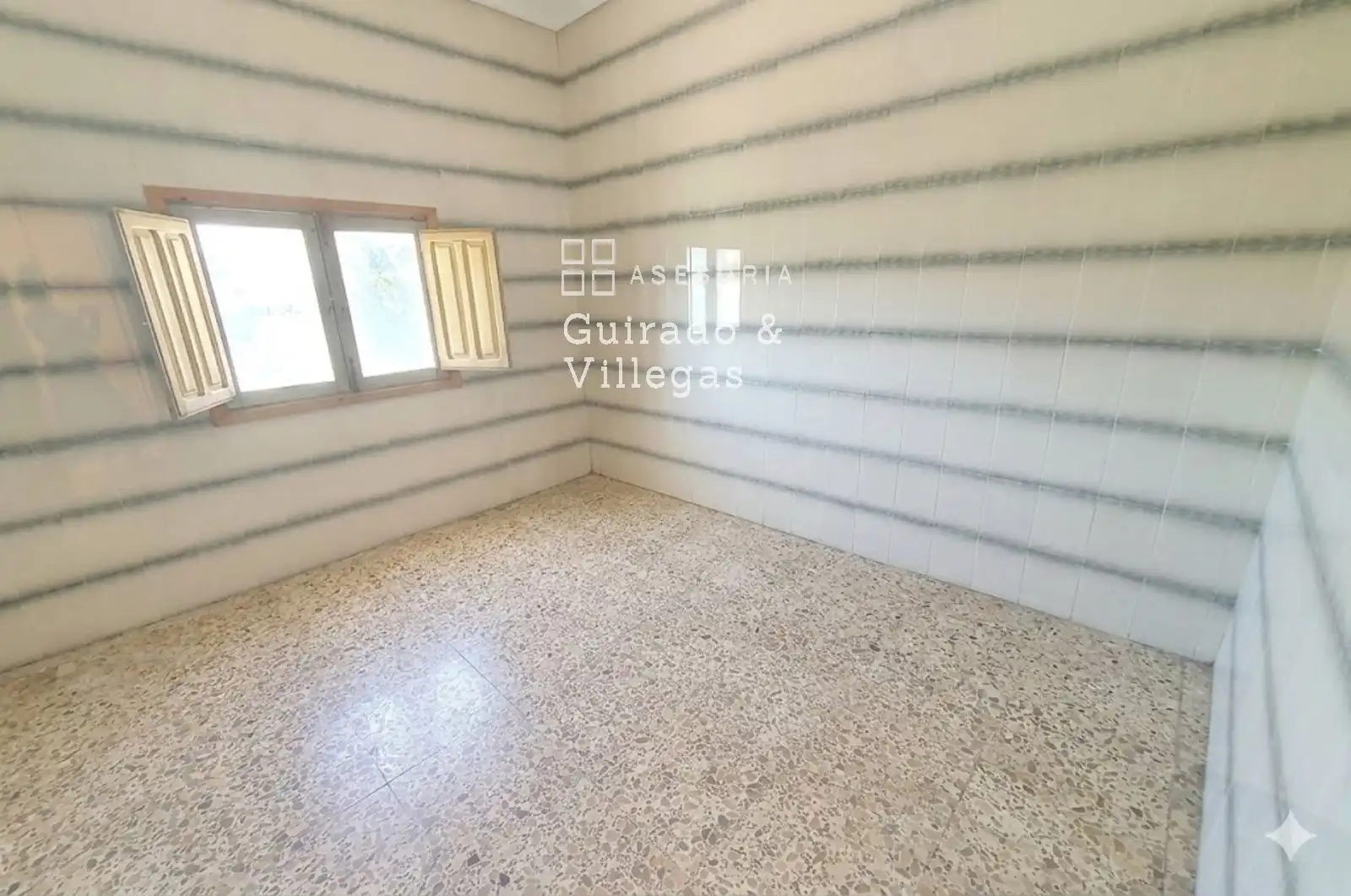 Bedroom of Detached homes for sale in Fines  with Storage room and Balcony
