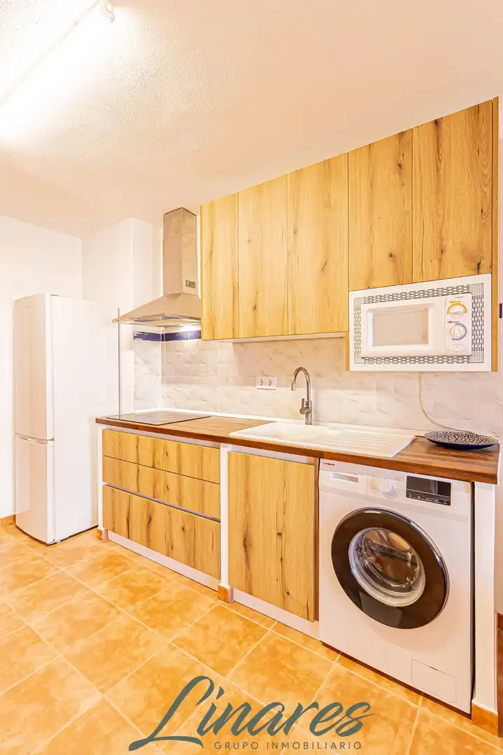 Cuina de Apartament en venda en La Manga del Mar Menor amb Terrassa