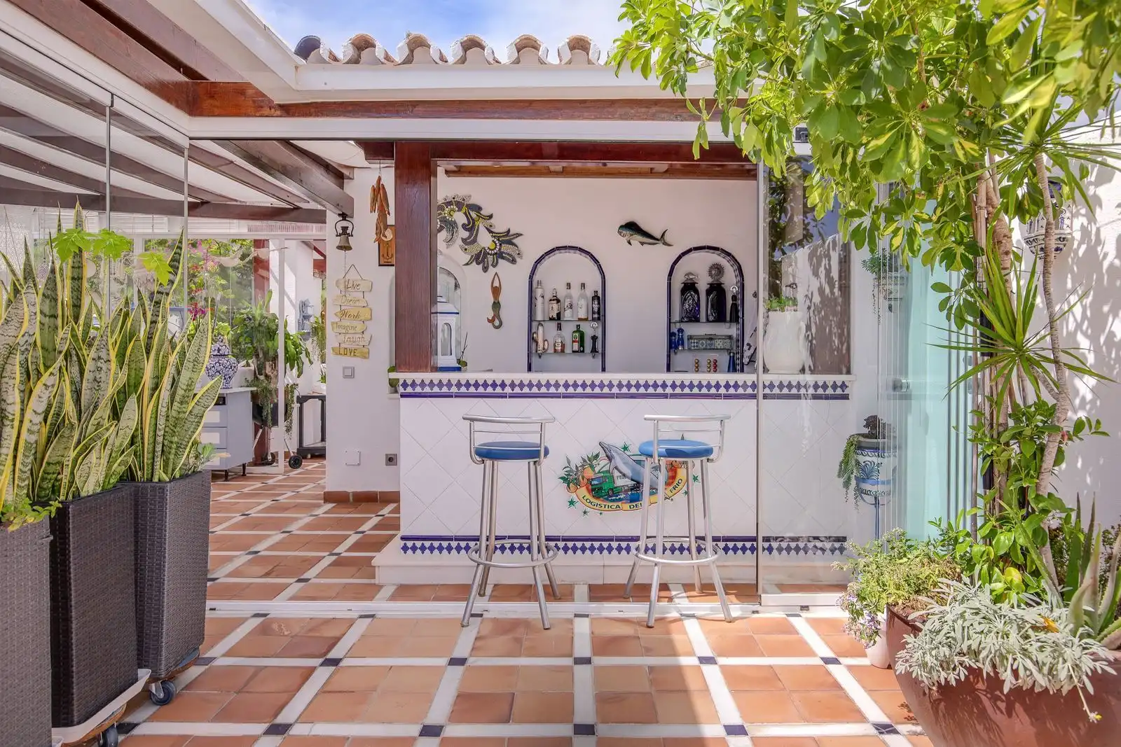 Terrasse von Maisonette zum Verkauf in Marbella mit Klimaanlage, Terrasse und Abstellraum