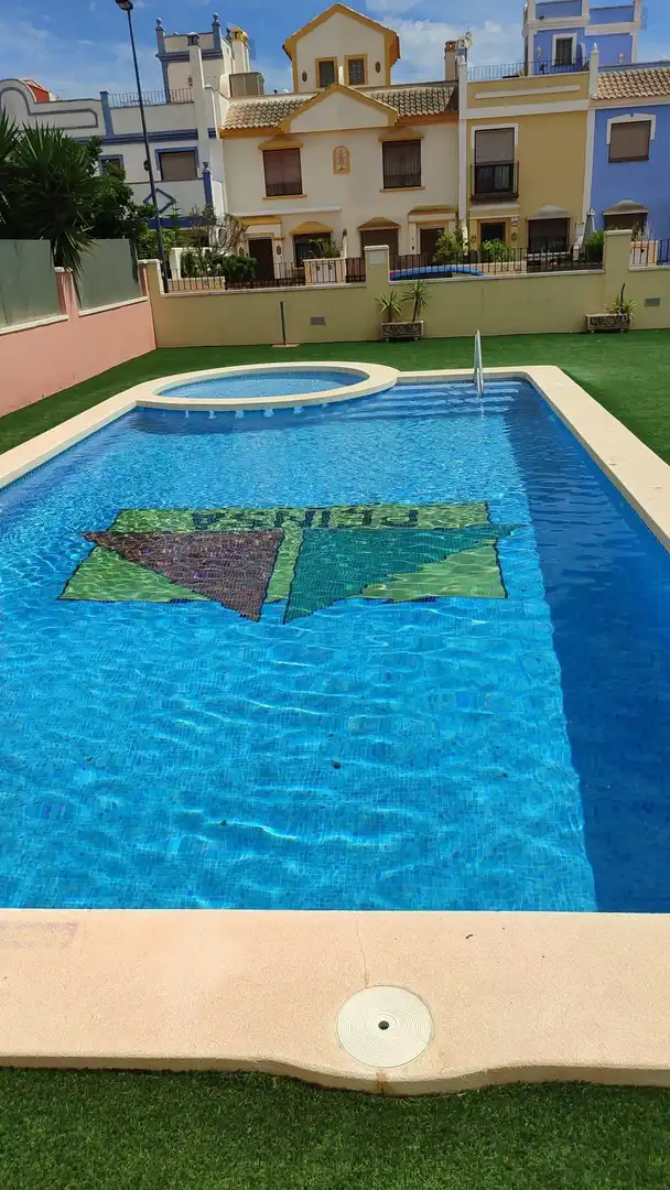 Schwimmbecken von Haus oder Chalet zum Verkauf in San Javier mit Privatgarten und Gemeinschaftspool