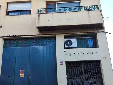 Maison avec balcon à vendre à L'Aldea