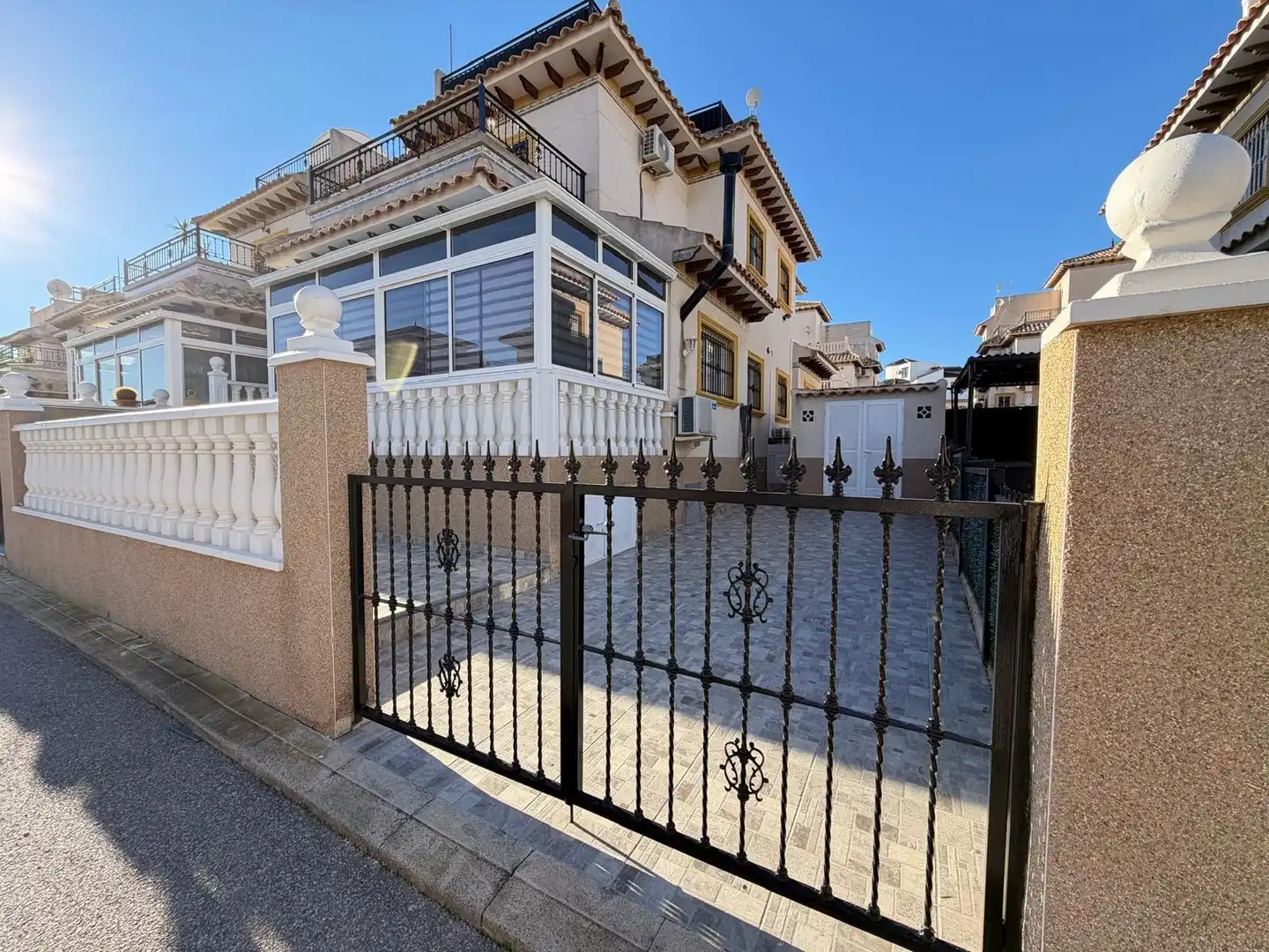 Terraced house with terrace for sale in Calle Galapagos, imagen 26