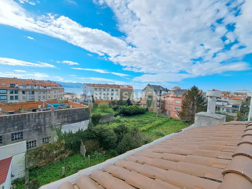 Exterior view of Flat for sale in Vilagarcía de Arousa  with Terrace, Storage room and Furnished