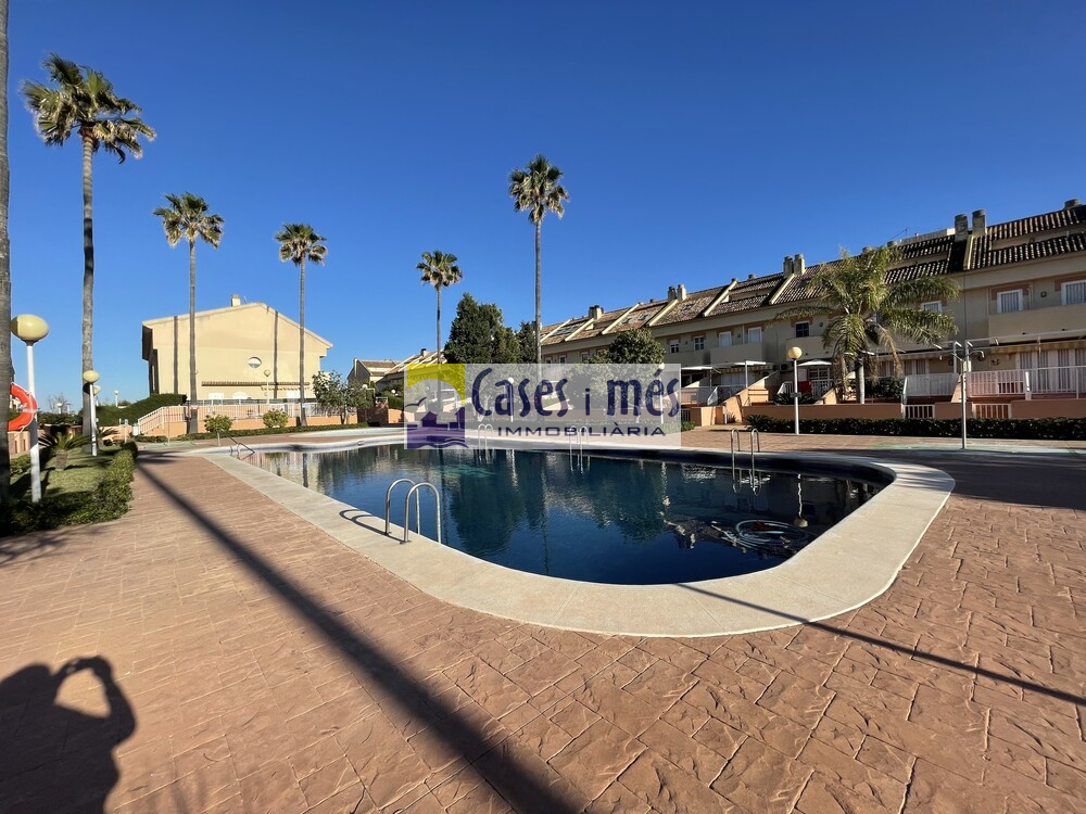 Swimming pool of Single-family semi-detached to rent in  Valencia Capital  with Air Conditioner, Terrace and Storage room