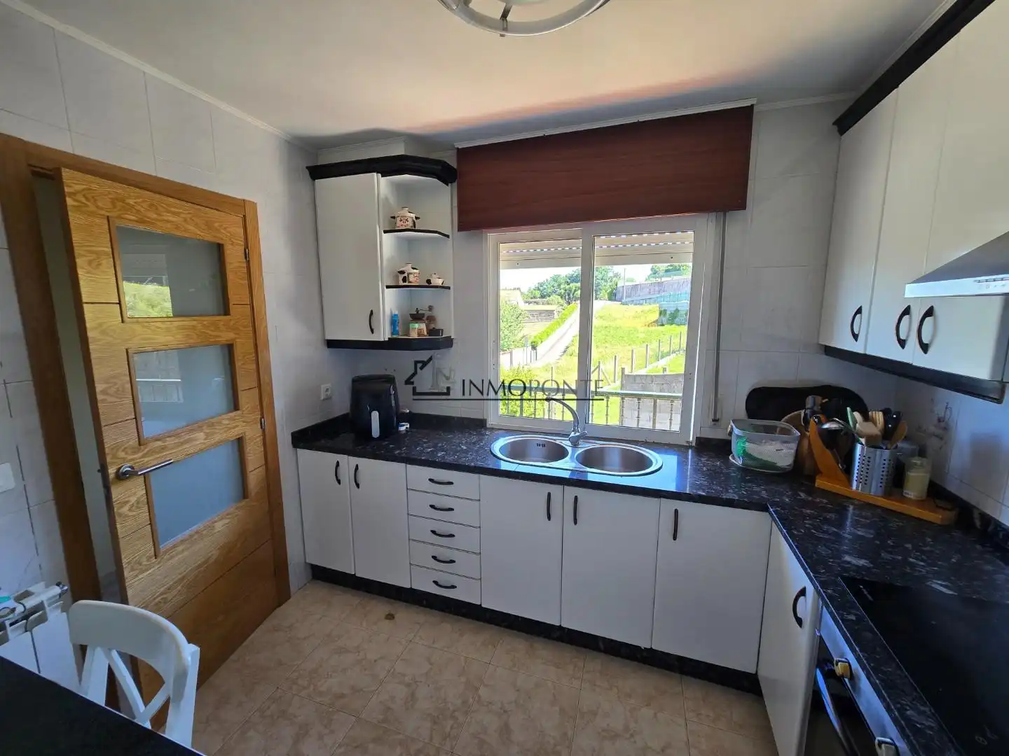 Cocina de Casa o chalet en venta en Pontevedra Capital  con Calefacción, Jardín privado y Terraza