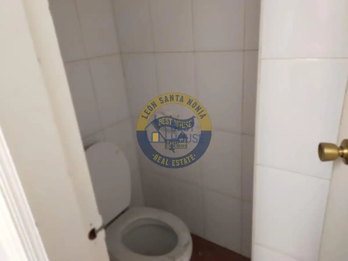 Business premises for sale in Trobajo del Camino, imagen 24