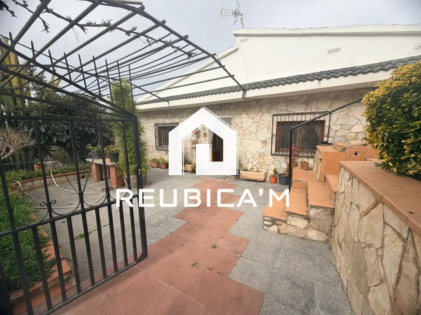 Casa con piscina en venta en Vilanova del Vallès