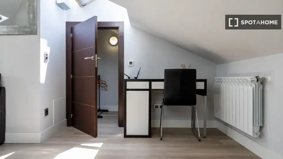 Zimmer in Guindalera