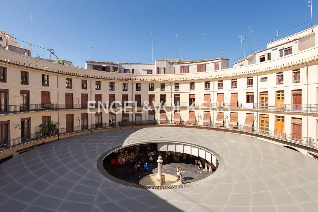 Vista exterior de Pis de lloguer en Valencia amb Aire condicionat, Calefacció i Parquet