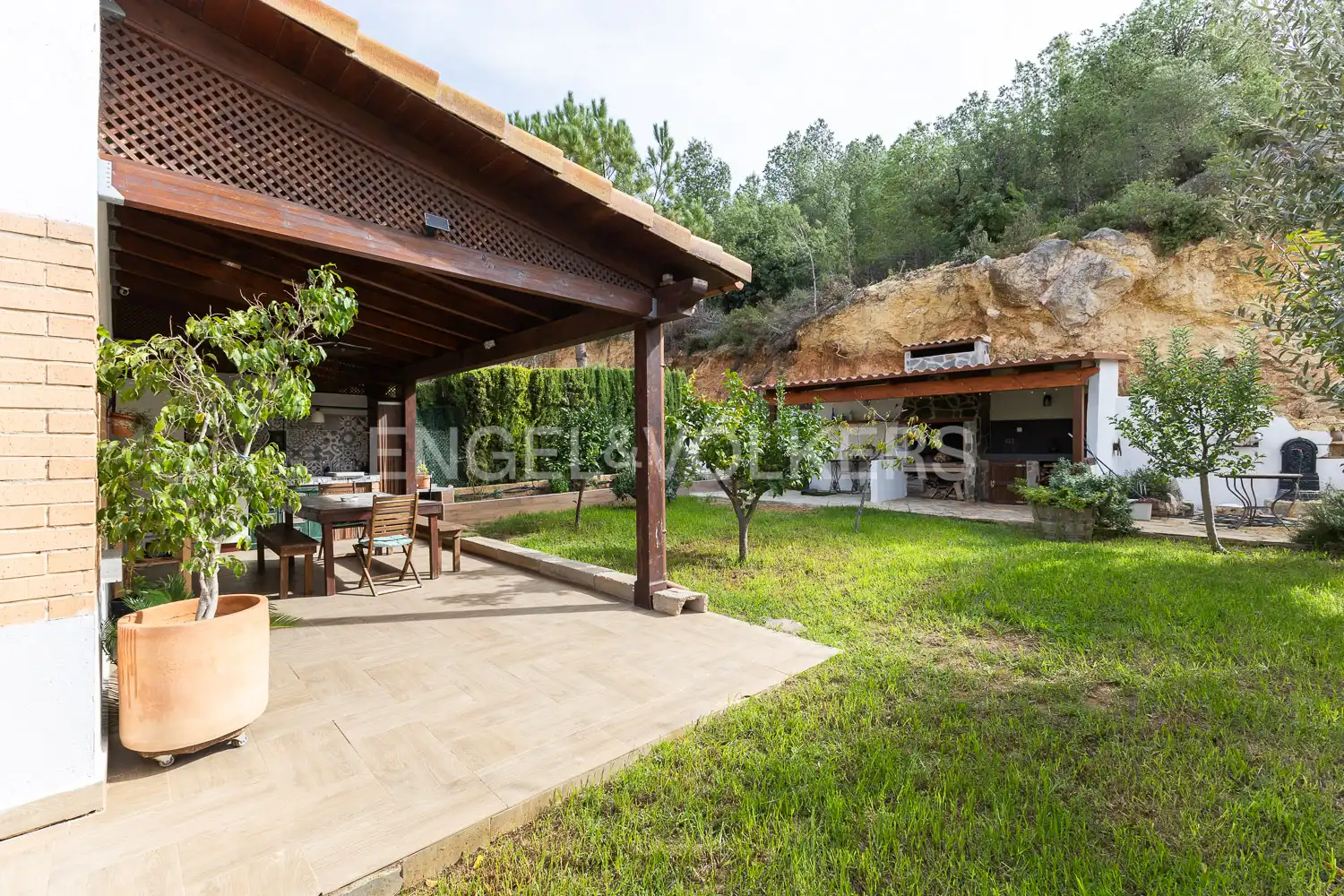 Houses for rent in Chiva, Valencia