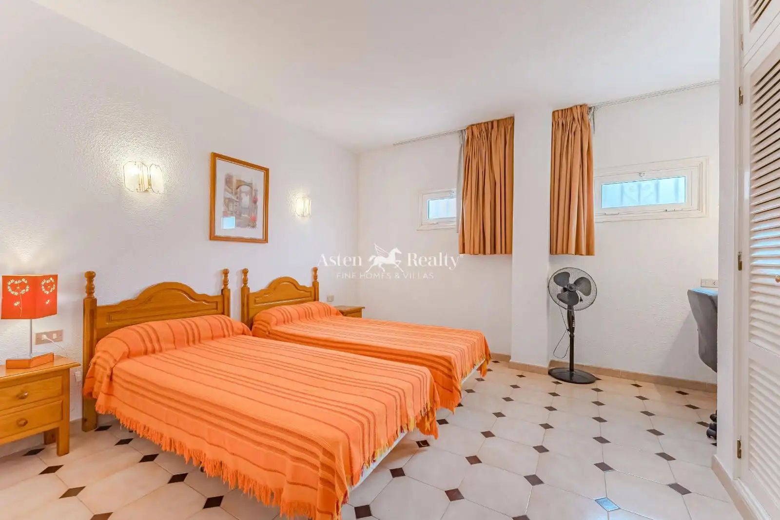 Apartament en venda a Austria, San Eugenio Alto