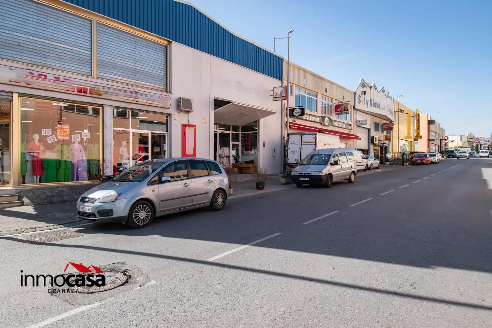Exterior view of Industrial buildings for sale in Ogíjares