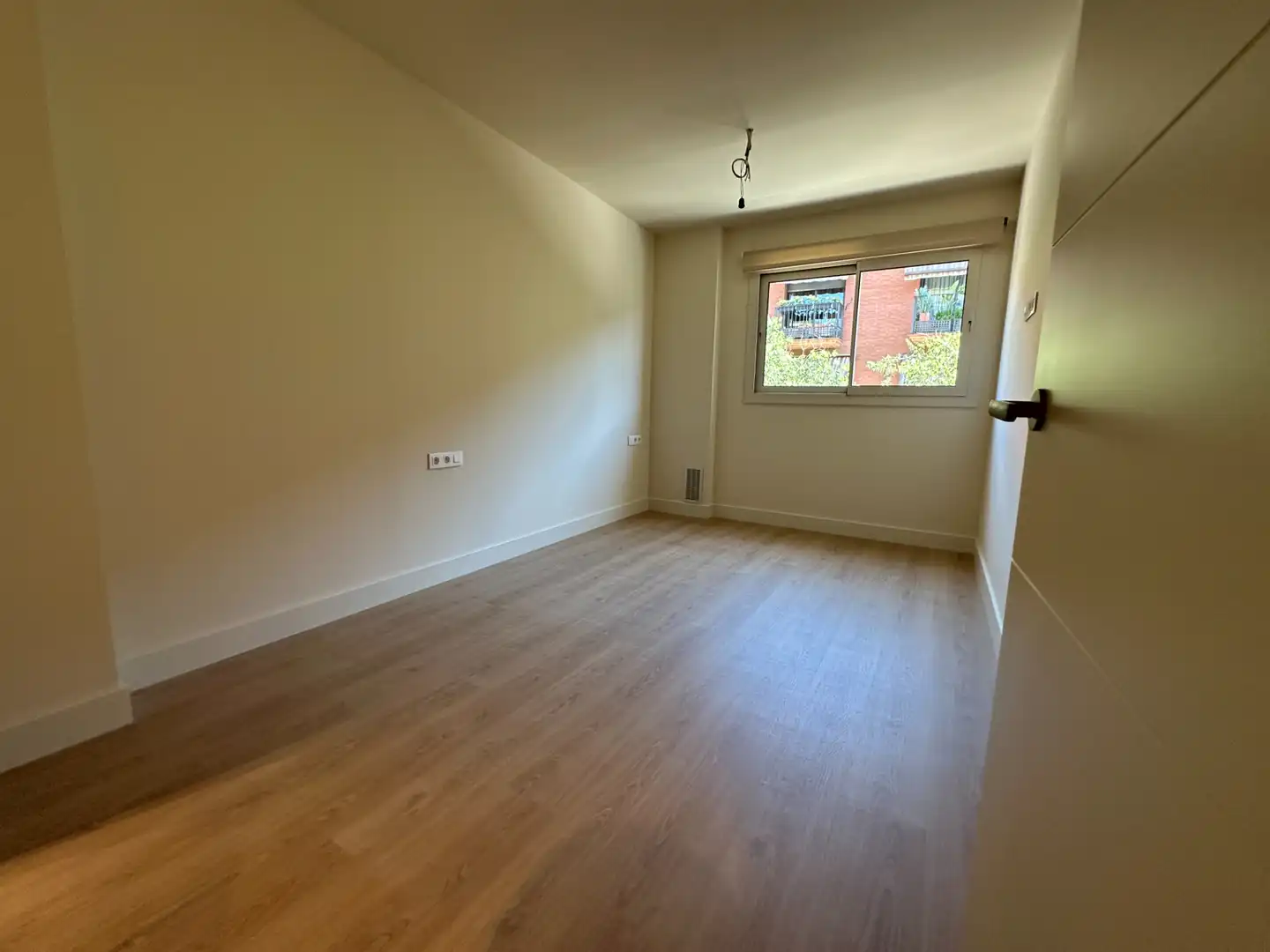 Neubau-Wohnung mit Terrasse zum Verkauf in Avinguda de Catalunya 55, imagen 11