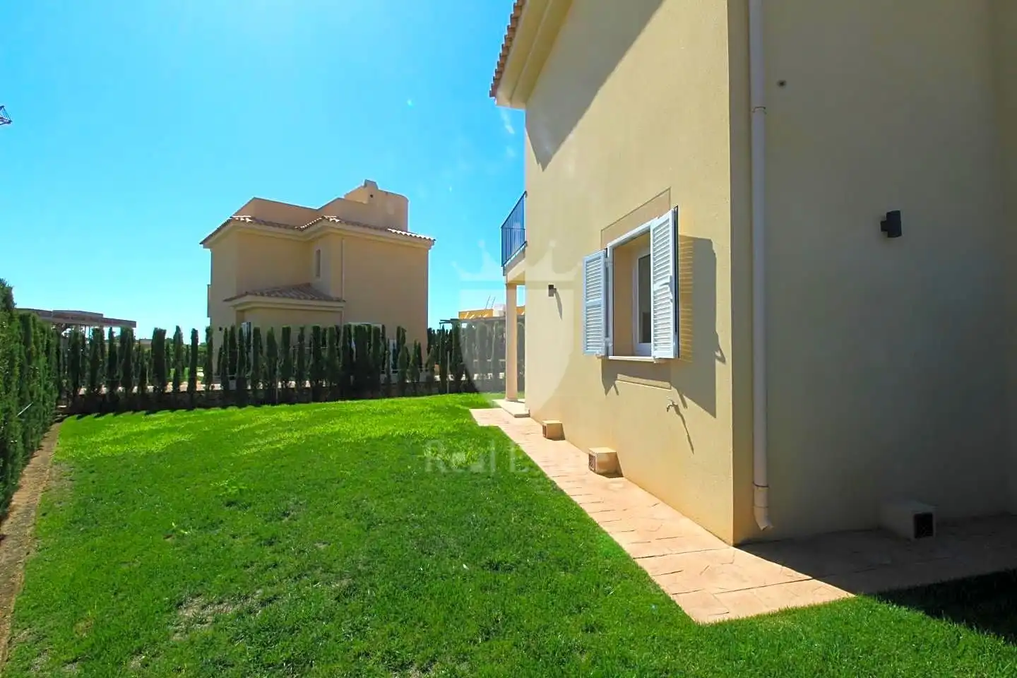 Vista exterior de Casa o xalet en venda en Campos amb Aire condicionat, Jardí privat i Terrassa
