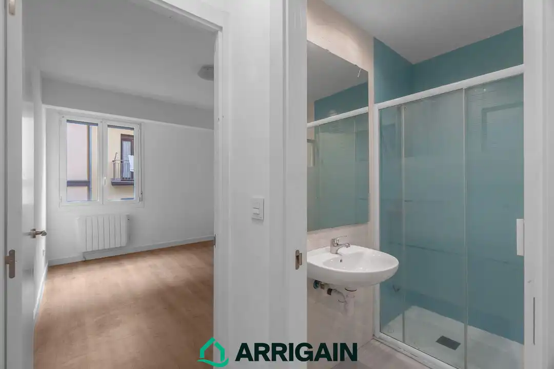 Piso con terraza en venta en Secundino Esnaola Kalea, imagen 26