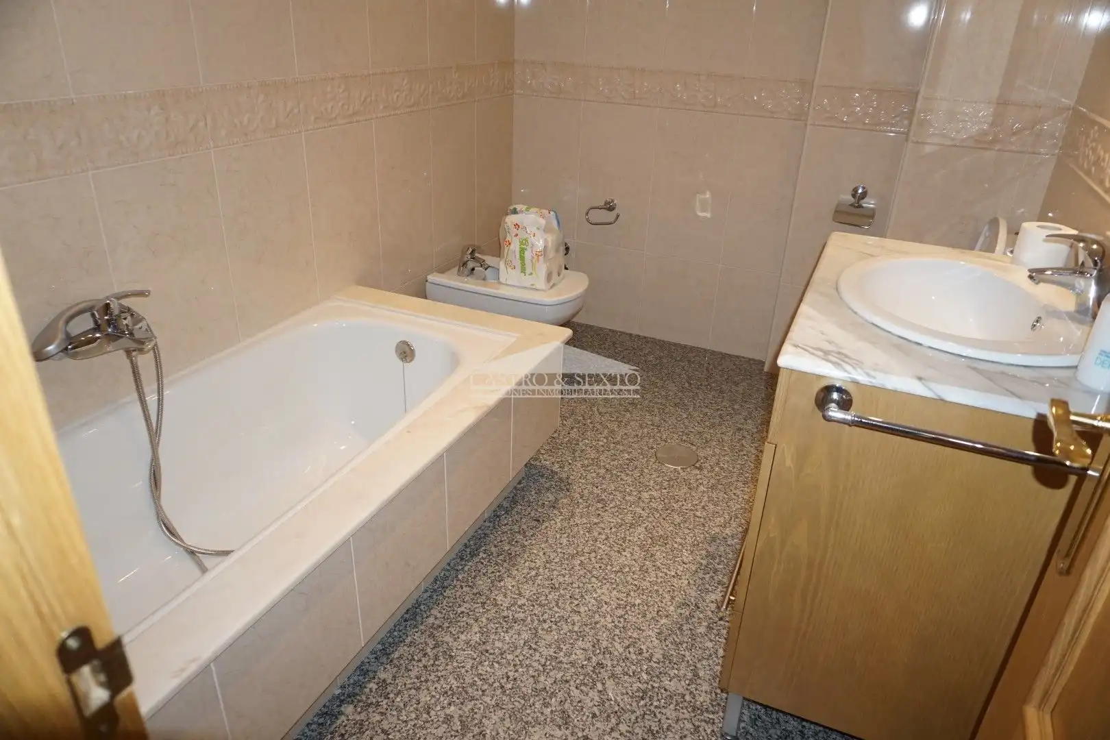 Residential for sale in Melide, imagen 9