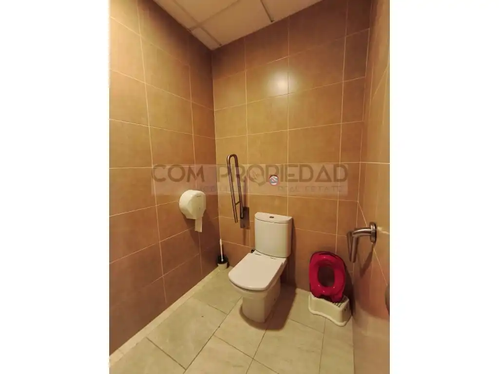 Badezimmer von Geschaftsraum zur Miete in Marratxí