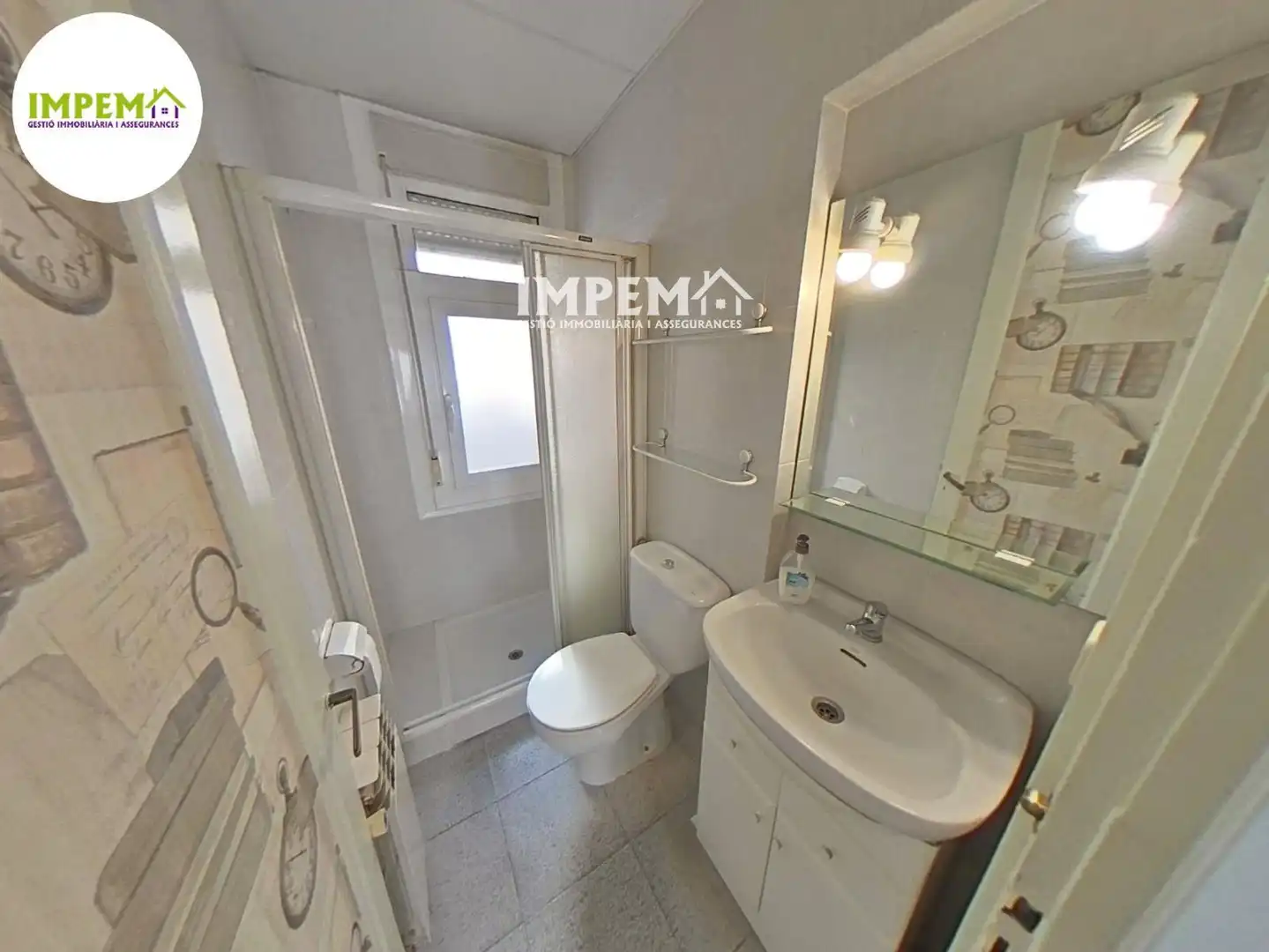Bathroom of Flat for sale in Igualada  with Air Conditioner, Heating and Terrace