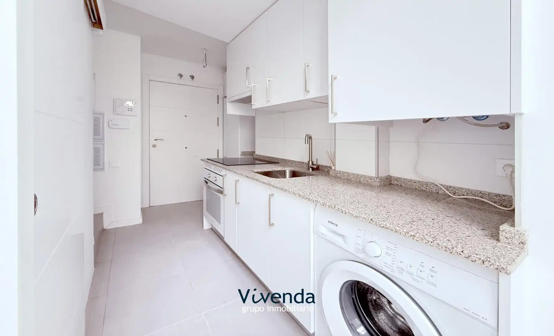 Kitchen of Flat for sale in  Madrid Capital  with Air Conditioner, Heating and Storage room