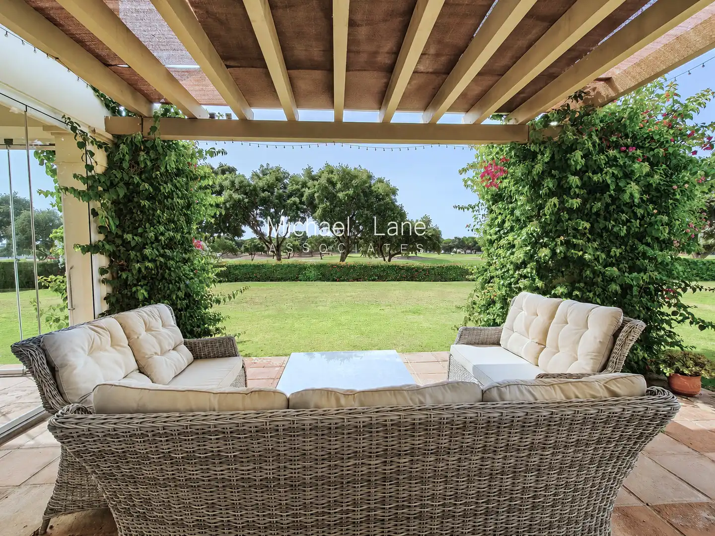 Terrace of Houses for sale in Sotogrande  with Air Conditioner, Heating and Private garden