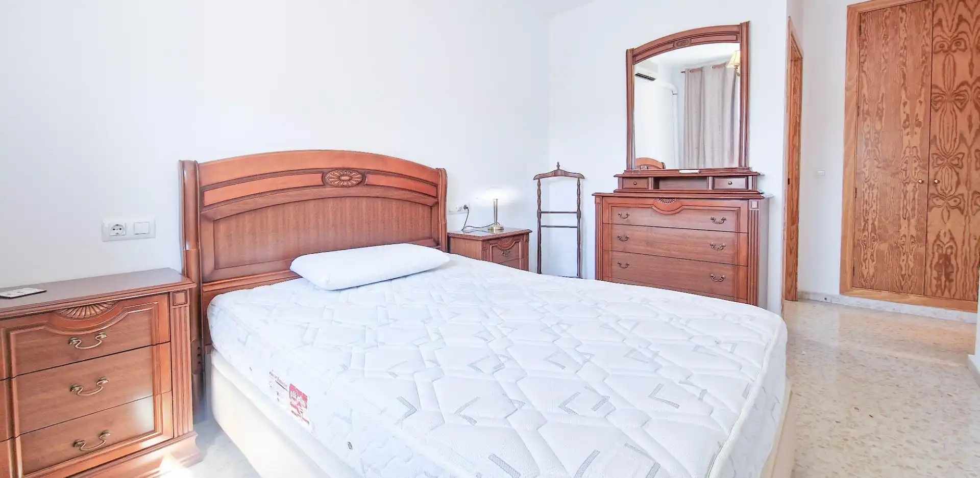 Habitación de Piso en venta en Badajoz con Aire acondicionado y Trastero