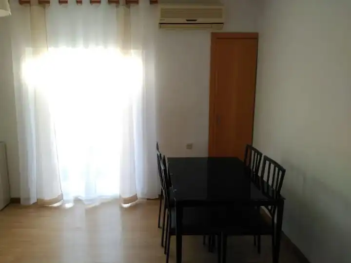 Dining room of Flat for rent in Burjassot  with Air Conditioner, Furnished and Oven