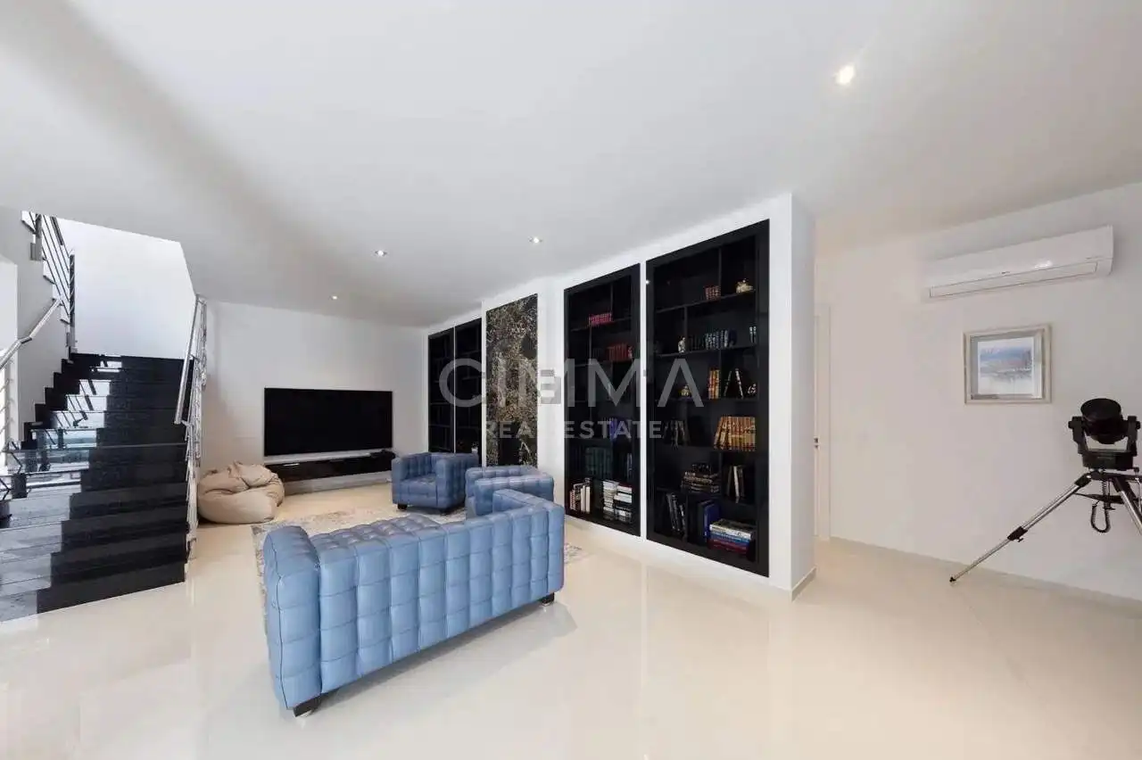 Chalet con terraza en venta en Calle Calle Roma, imagen 19