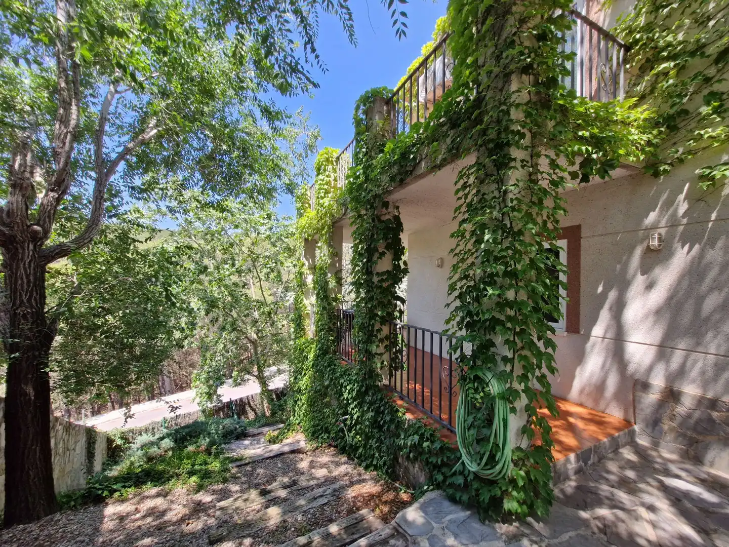 Exterior view of Houses for sale in Almoster  with Air Conditioner, Heating and Storage room