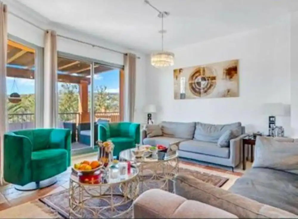 Wohnzimmer von Dachboden zur Miete in Benahavís mit Klimaanlage, Heizung und Terrasse