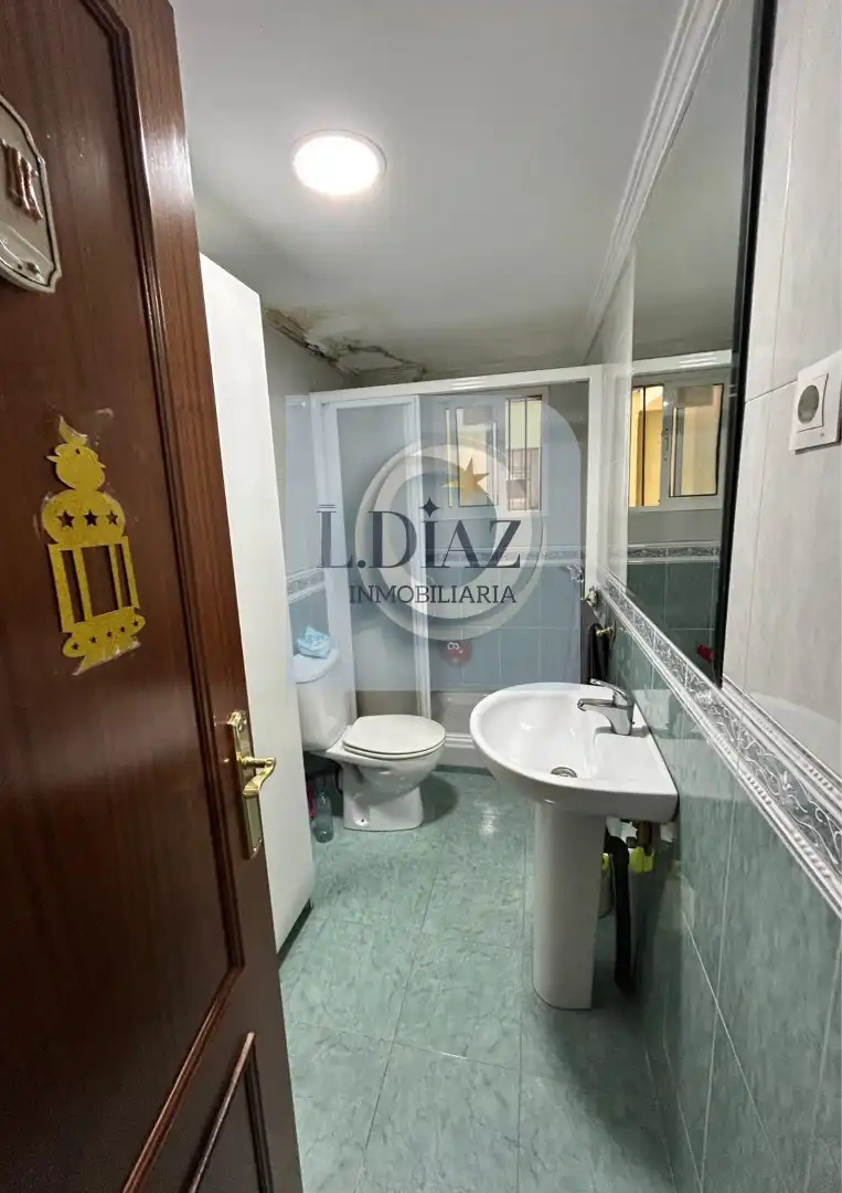 Baño de Planta baja en venta en Málaga con Aire acondicionado y Amueblado