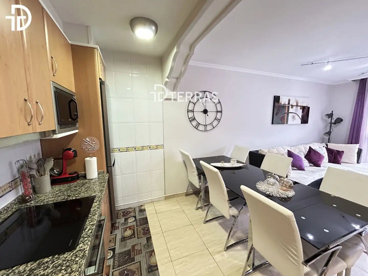 Comedor de Piso en venta en Poio con Calefacción, Trastero y Amueblado