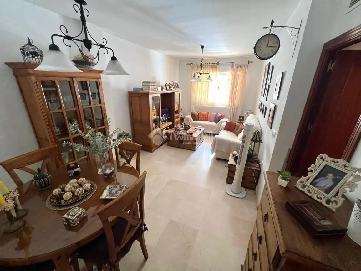Sala de estar de Piso en venta en Estepona